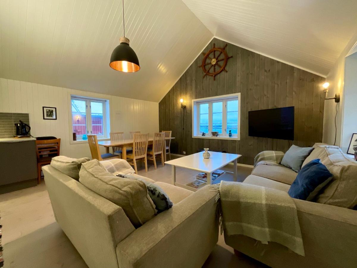 Ocean View Tind Lofoten Holiday home *